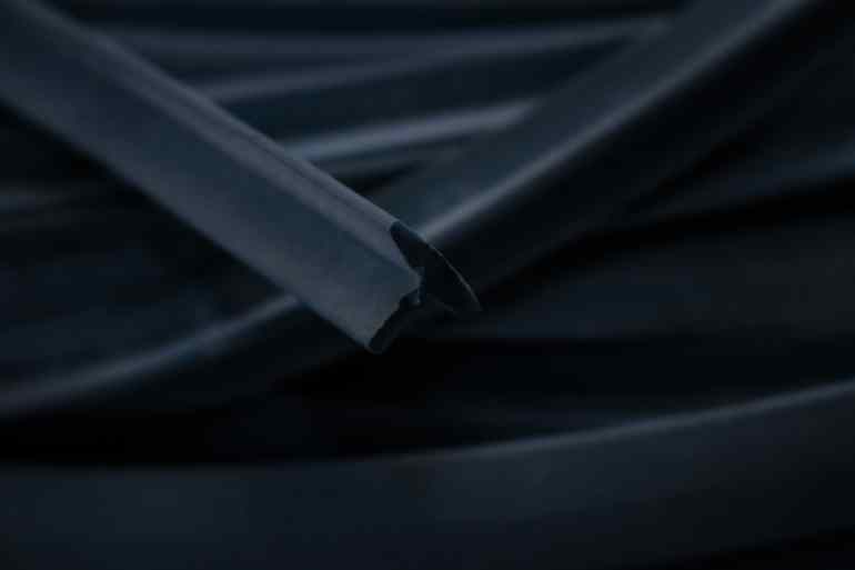 how to choose the right rubber profile manufacturer for your needs