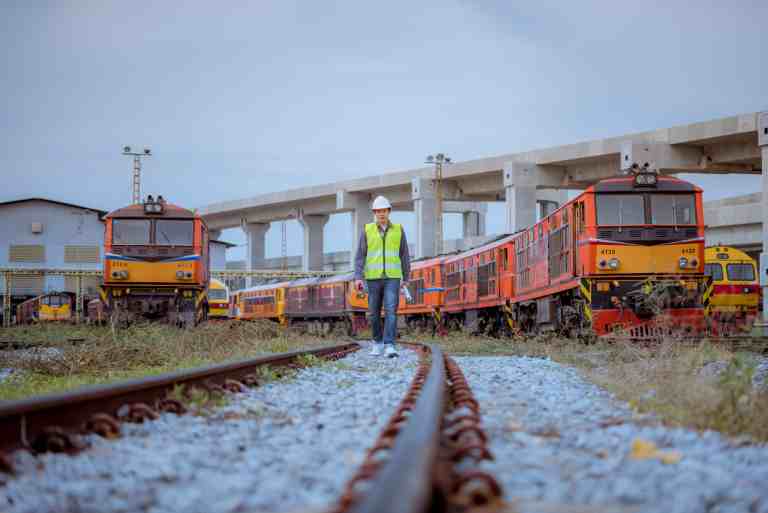 5 advantages of using silicone tubes in railway infrastructures